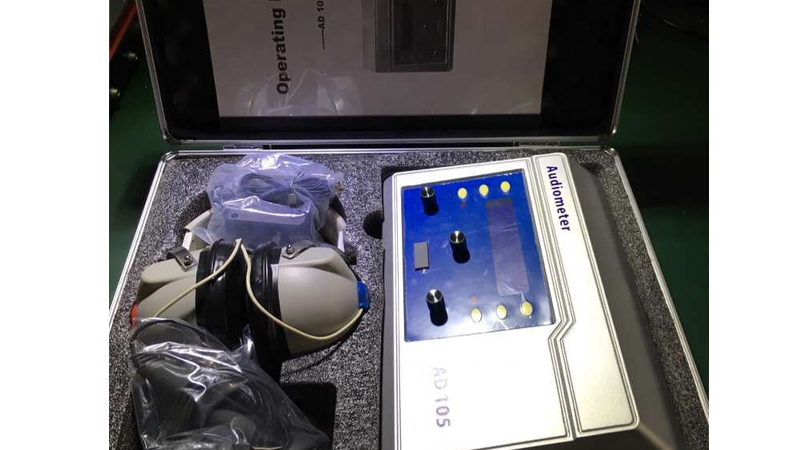 Cheap Portable Audiometer For Fitting Hearing Aids AD105